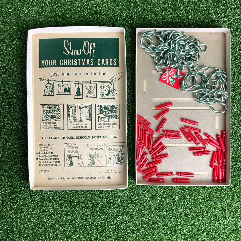Vintage Show-Offs Decorative Christmas Card Hangers